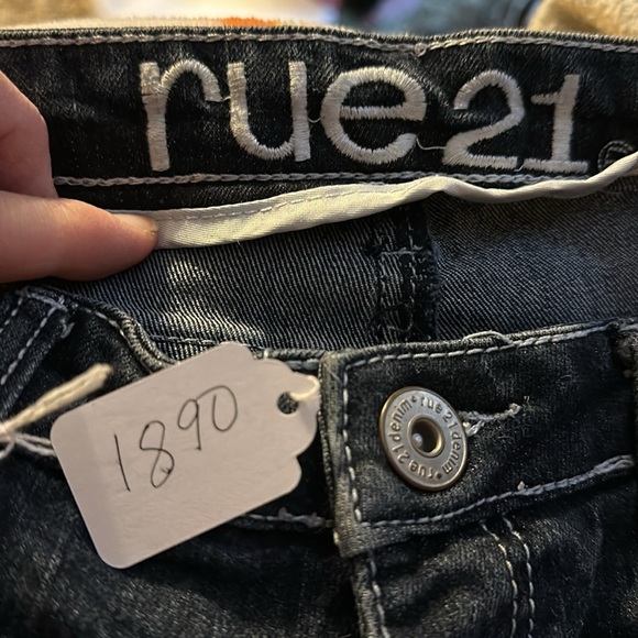 EUC Rue 21 denim jeans. Size 1/2. Juniors. - Picture 10 of 12